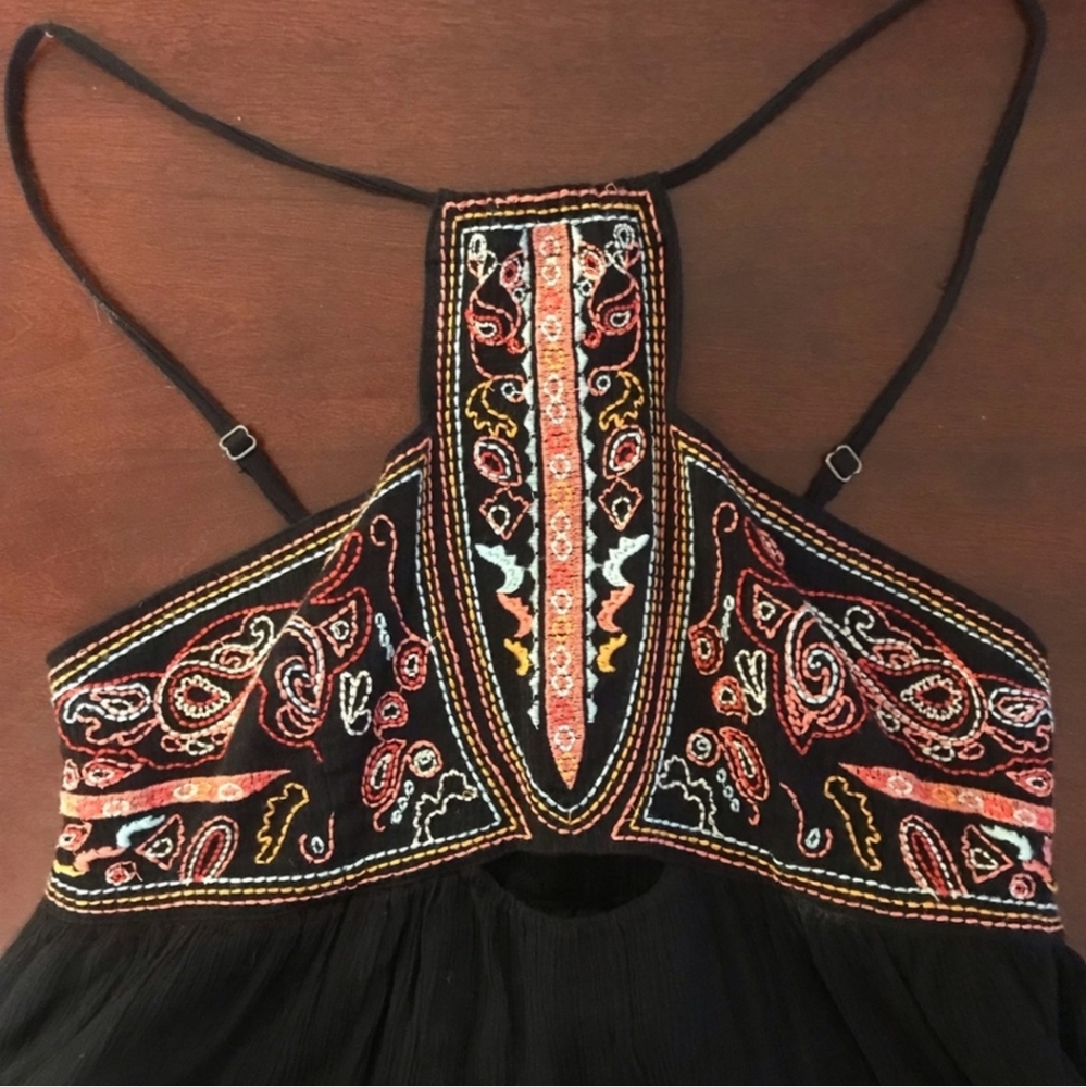 Rip Curl Black Embroidered Cutout Lined Maxi Dress,